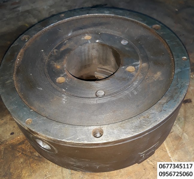 патрон токарный 250мм трехкулачковый , люфтов нет , ключа нет ,советский , станок токарный, станок токарно-винторезный, пиноль задней бабки, запчасти